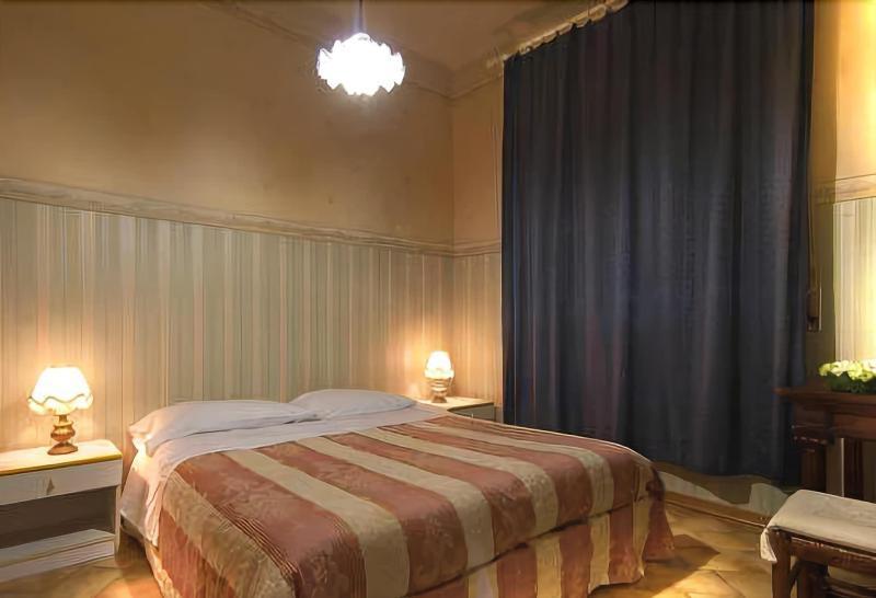 Villa Fiorita 锡耶纳 外观 照片