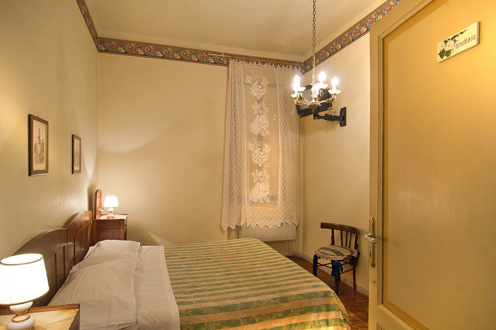 Villa Fiorita 锡耶纳 外观 照片